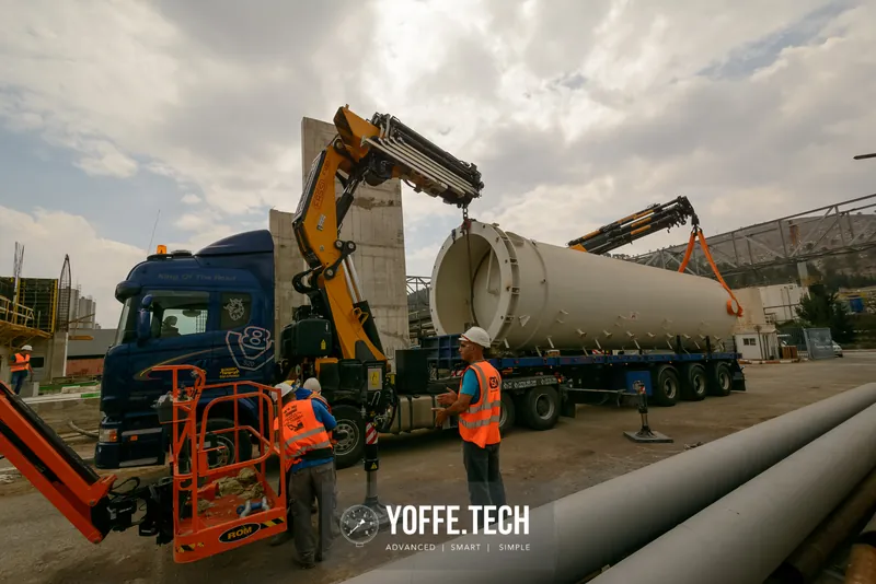 On site hoisting of 100 m³ Tank